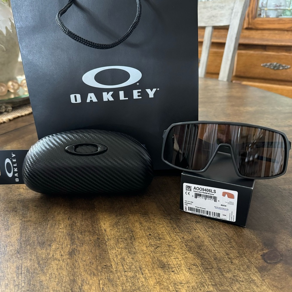 Oakley SUTRO Sunglasses (Prizm Bronze lenses w/ Carbon Frame)